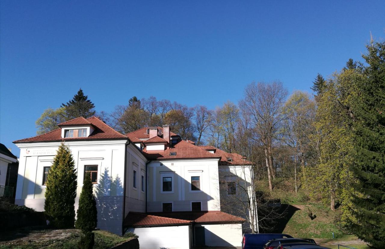 Hotel Zámecký U Rajských 3*